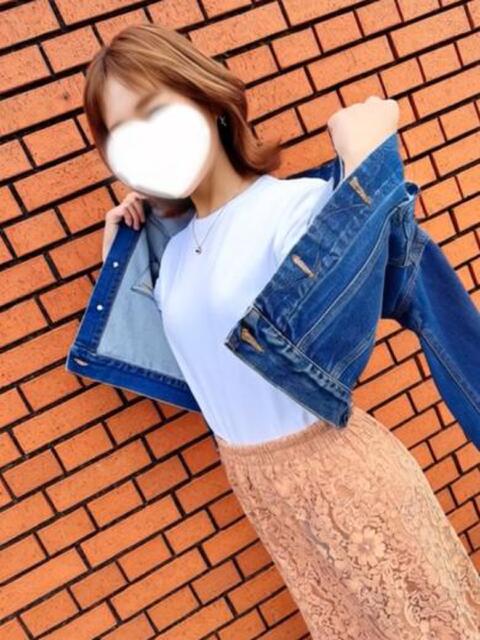 愛子【GOLDcourse】 お姉さん人妻専門店FANTASY（デリヘル）