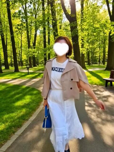 さゆり【BRONZEcourse お姉さん人妻専門店FANTASY（デリヘル）