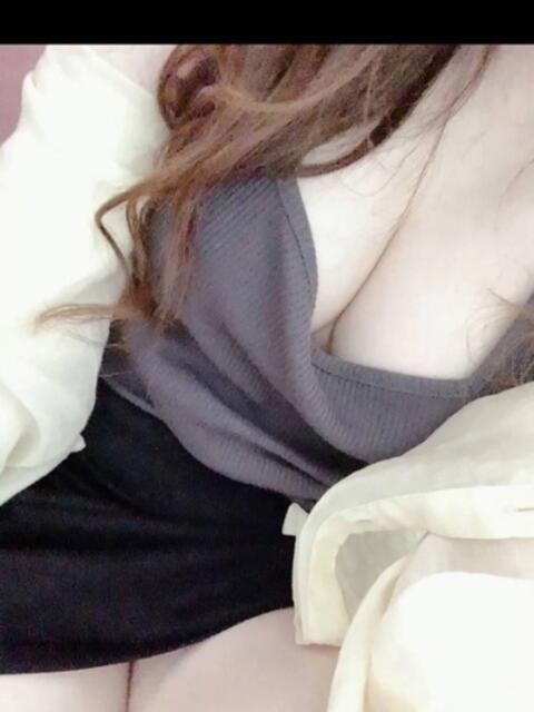 りお 沖縄ちゃんこ那覇店（ぽっちゃりデリヘル）