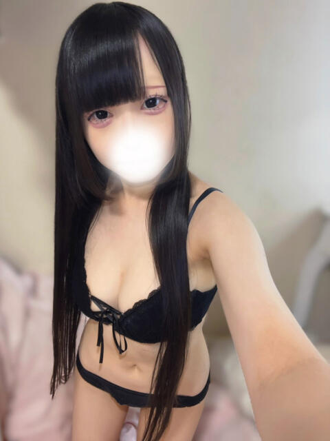 はな 山梨　風俗　デリヘル　 『ラブ＆ピース学園』（デリヘル）