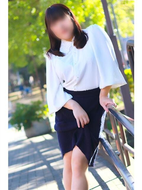 のりこ 奥鉄オクテツ神奈川店（デリヘル市場グループ）（駅待ち合わせ型人妻デリヘル）