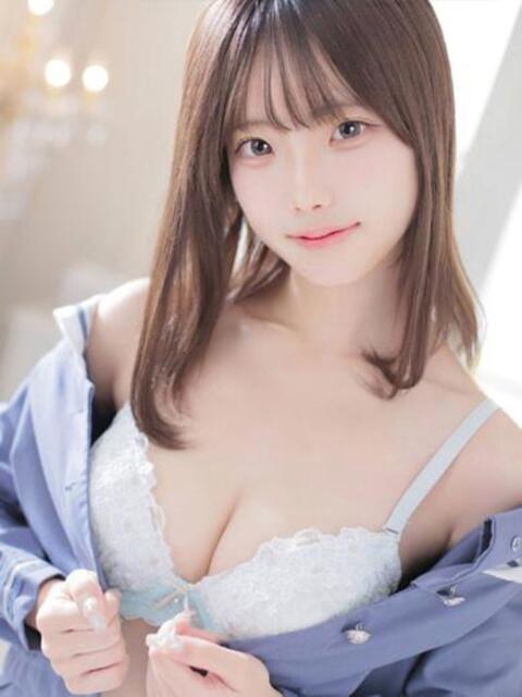 白雪ねね 池袋パラダイス（ホテヘル＆デリヘル）