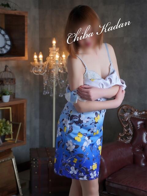 たまみ 千葉人妻花壇（人妻デリヘル）