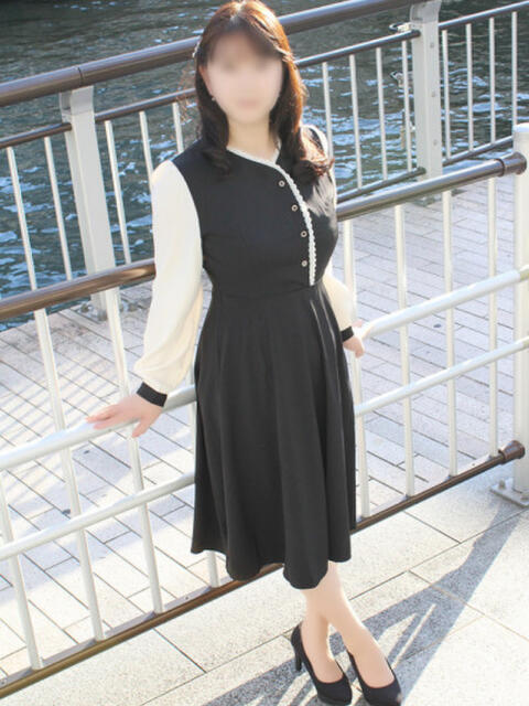 ひな 奥鉄オクテツ兵庫（人妻デリヘル）