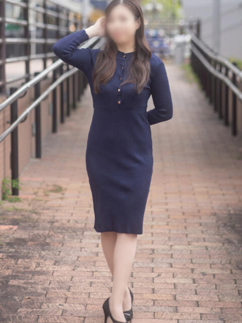 なぎ 奥鉄オクテツ兵庫（人妻デリヘル）