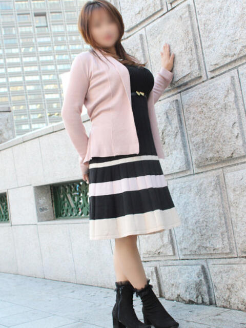 ももこ 奥鉄オクテツ兵庫（人妻デリヘル）