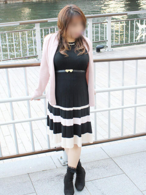 ももこ 奥鉄オクテツ兵庫（人妻デリヘル）