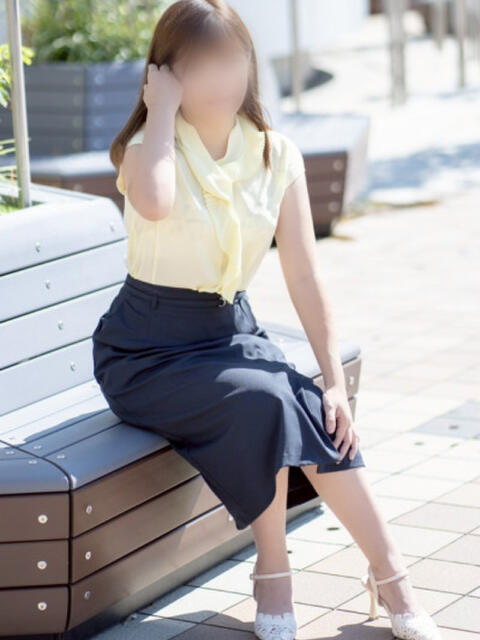 さりな 奥鉄オクテツ兵庫（人妻デリヘル）