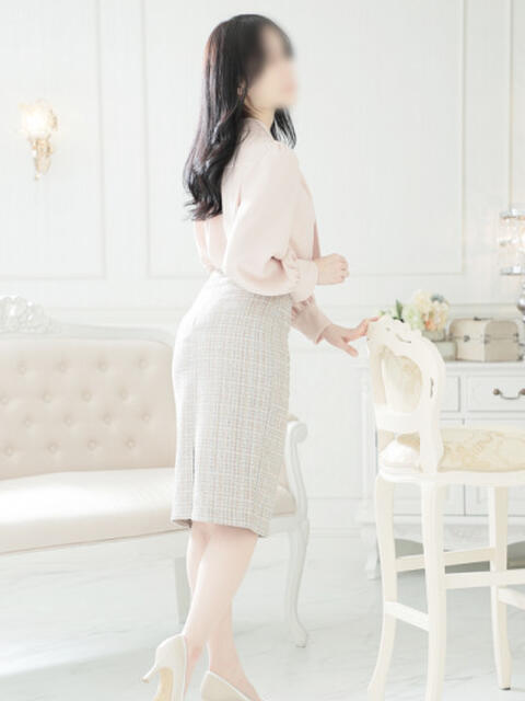 みな 奥鉄オクテツ兵庫（人妻デリヘル）