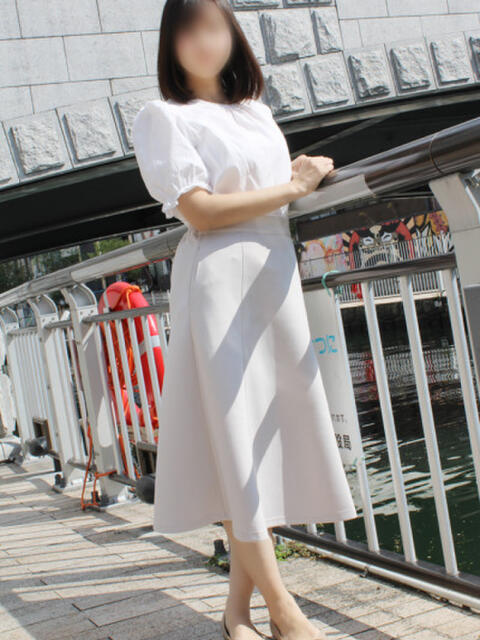 めい 奥鉄オクテツ兵庫（人妻デリヘル）