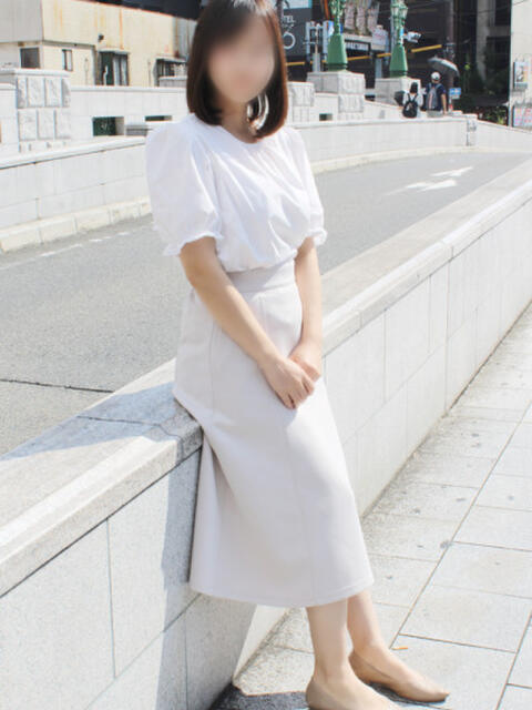 めい 奥鉄オクテツ兵庫（人妻デリヘル）