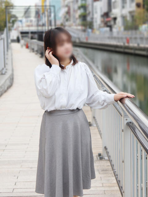 しおん 奥鉄オクテツ兵庫（人妻デリヘル）