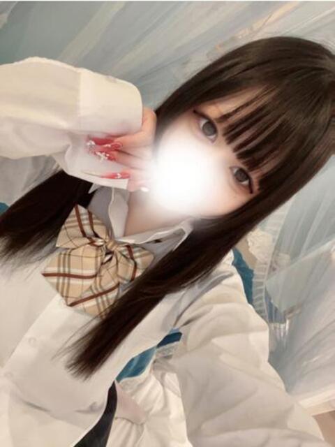 ロリロリ美少女ぴのちゃん ロイヤル　アテンダー（デリヘル）