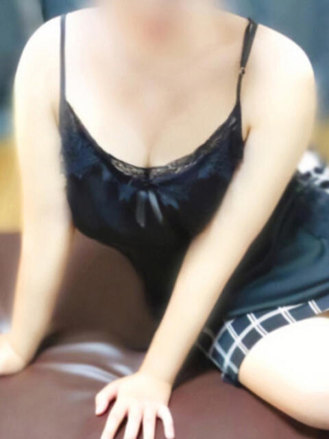 まき エステティシャンの彼女（【非風俗】メンズエステ）