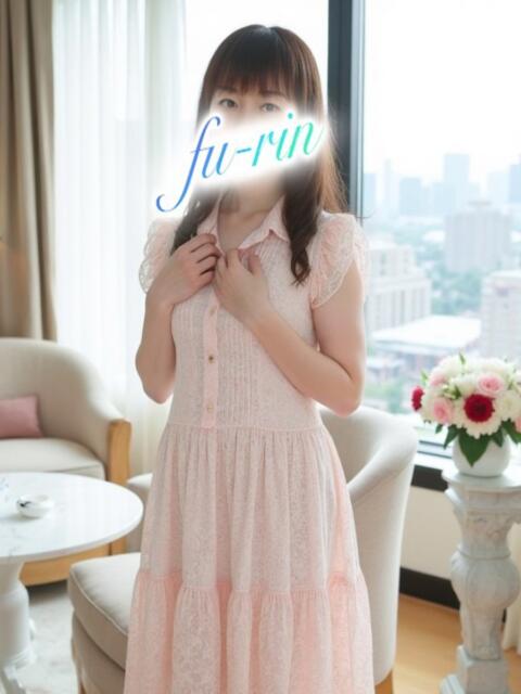 ゆら 風鈴（ふうりん）（人妻デリヘル）