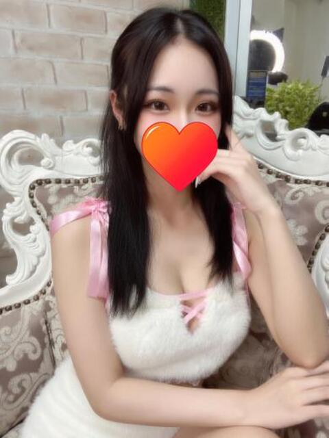 桜井 くるみ 新宿性感アロマ＆スイート ALLAMANDA -アラマンダ-（派遣型風俗エステ）