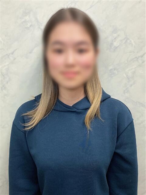 さく 渋谷くいーんず（素人専門ホテヘル＆デリヘル）