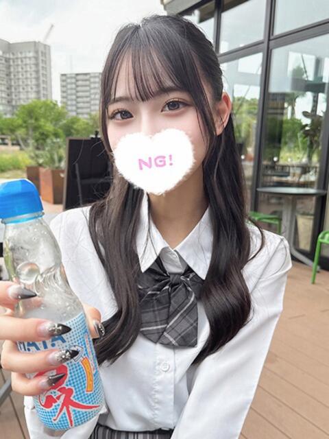 いよ 学校帰りの妹に手コキしてもらった件 梅田（派遣型オナクラ（手コキ））