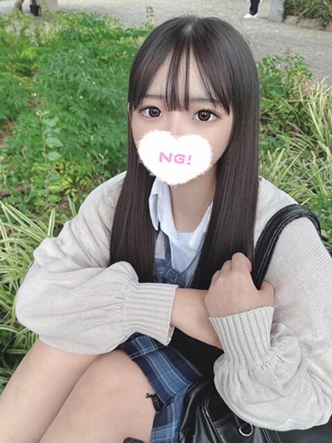 みゆう 学校帰りの妹に手コキしてもらった件 梅田(派遣型オナクラ(手コキ))
