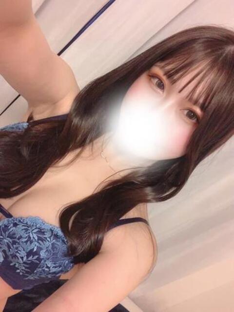 麗しきドエロ美女ゆずるさん ロイヤル　アテンダー（デリヘル）