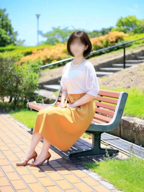 綾野 りん こあくまな熟女たち姫路店（KOAKUMAグループ）（人妻・熟女デリヘル）