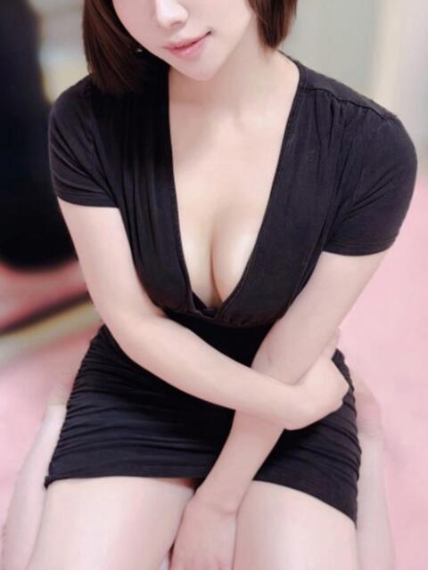 中村みか 人妻ファンタジー(【非風俗】メンズエステ)