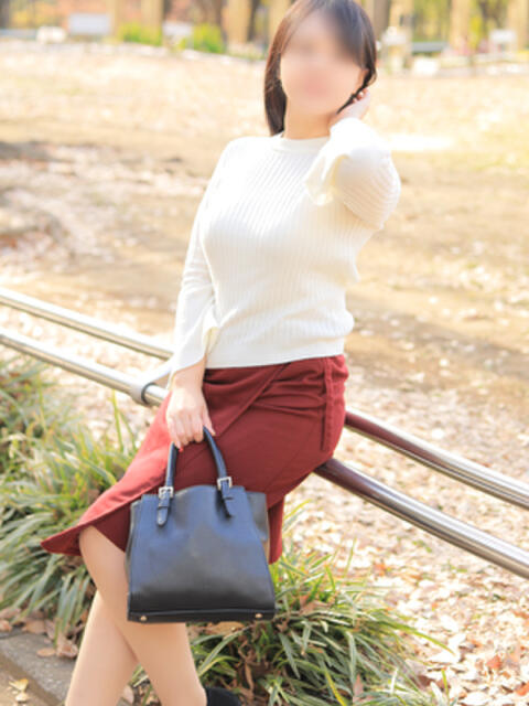 いろは 出会い系人妻ネットワーク 新宿〜池袋編（待合せ型人妻系デリヘル）