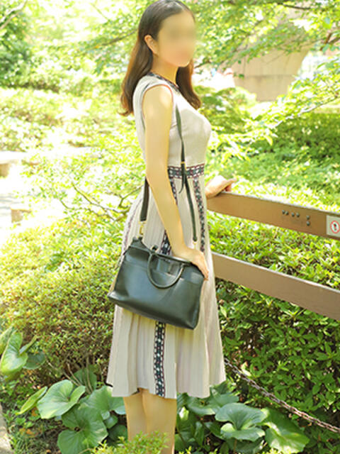 香帆 出会い系人妻ネットワーク 新宿〜池袋編（待合せ型人妻系デリヘル）