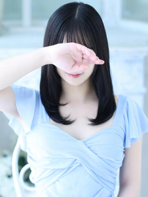 映菜(えな) グランドオペラ横浜（高級デリヘル）