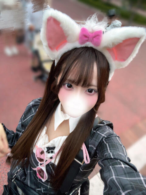 るん 山梨　風俗　デリヘル　 『ラブ＆ピース学園』（デリヘル）