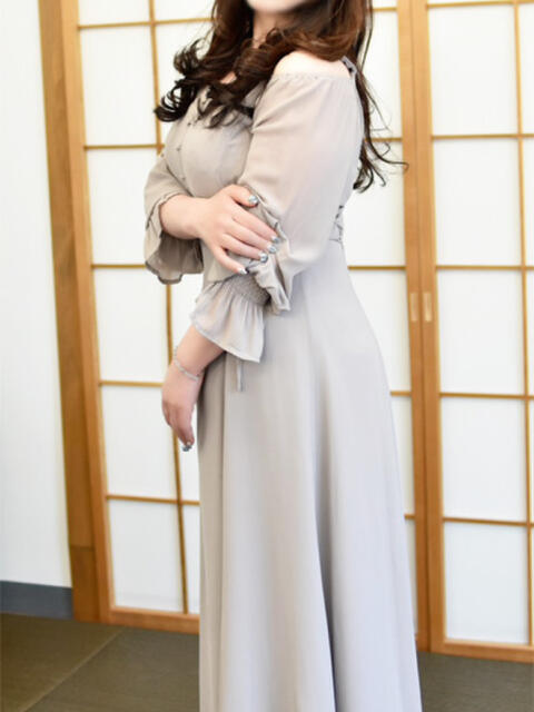 まり(昭和46年生まれ) 熟年カップル名古屋～生電話からの営み～（人妻・熟女デリヘル）