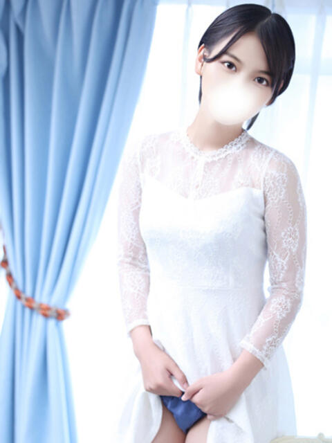 新人・しほ CLASSY.四日市店（ホテヘル＆デリヘル）