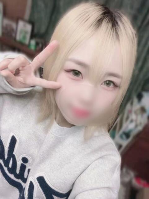 すず スーパーモデル 難波店（ホテヘル）