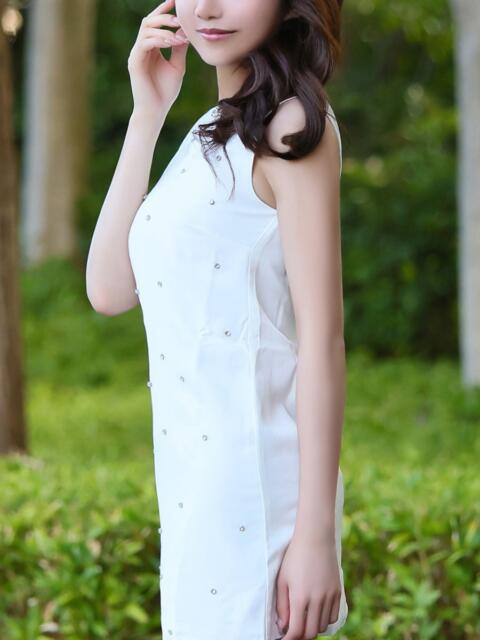 椎名 亜魅花 テレジア大阪（高級デリヘル）