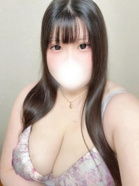 もゆ 白いぽっちゃりさん（ぽっちゃり専門ホテヘル）