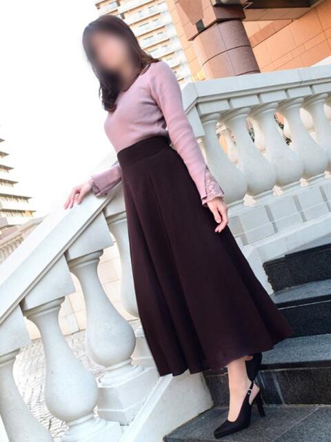 由衣子 東京人妻フォーシーズンズ（人妻・熟女待ち合わせデリヘル）