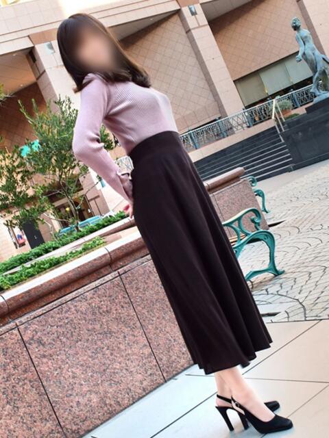 由衣子 東京人妻フォーシーズンズ（人妻・熟女待ち合わせデリヘル）