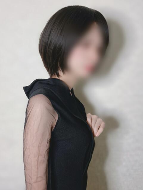 みく フレッシュハニー（ニューハーフデリヘル）