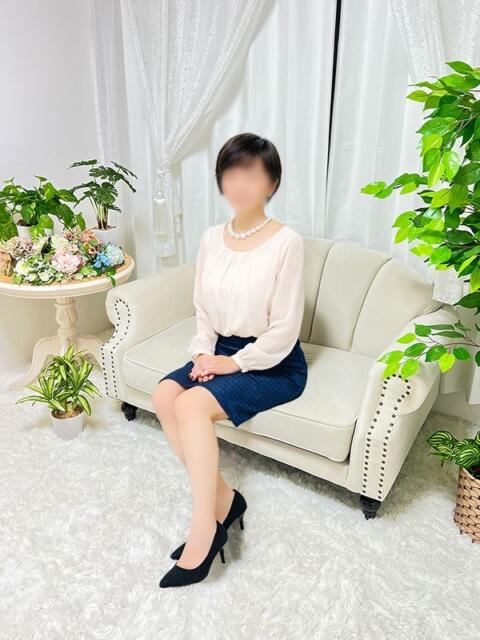 小林 成美 こあくまな熟女たち 上野・御徒町店 (KOAKUMAグループ)（人妻・熟女デリヘル）