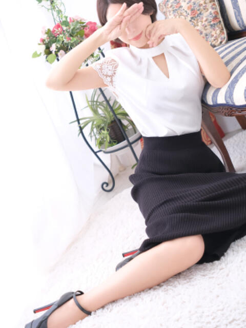 のん 横浜人妻セレブリティ（ユメオト）（人妻系デリヘル）