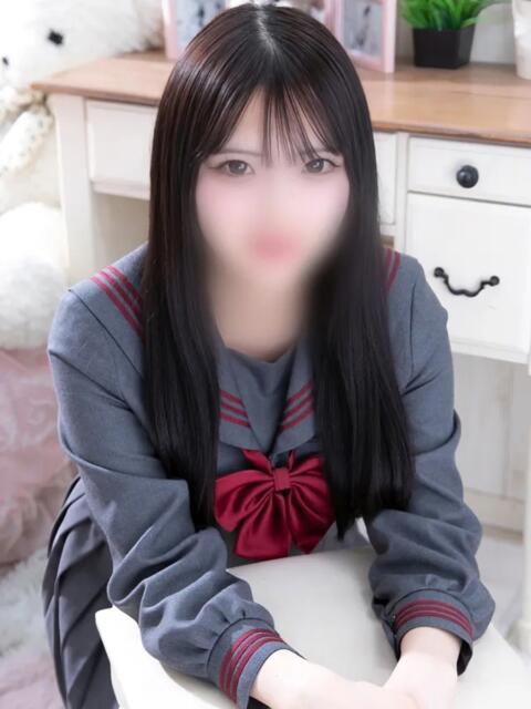 ねお 新宿・本格コスプレ素人アイドル学園イメクラ「新入生」（デリヘル）