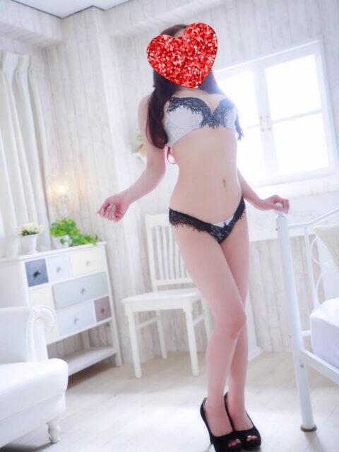 まお ももいろワイフ(久喜)（人妻デリヘル）