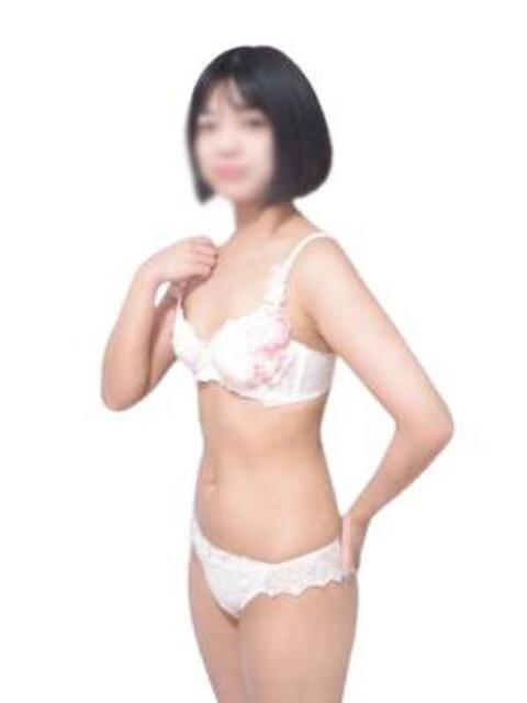 りる 貧乳パラダイス（ぺちゃぱい専門デリヘル）
