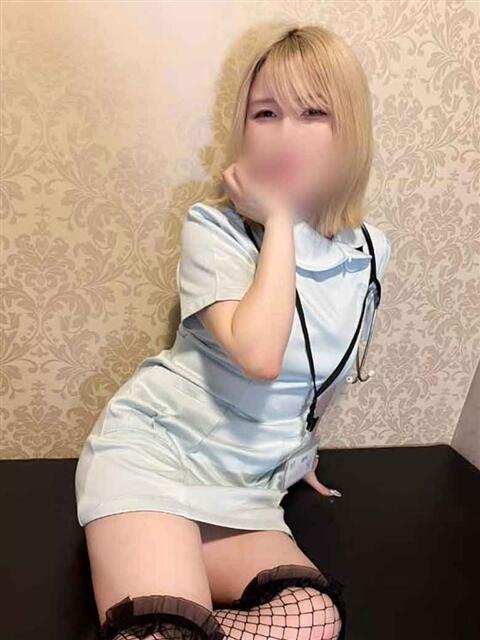 かなみ WHITE(ホワイト)（ファッションヘルス）