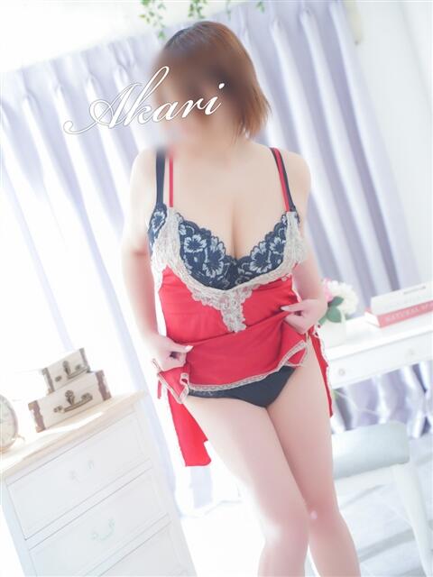 あかり 西船人妻花壇（人妻デリヘル）