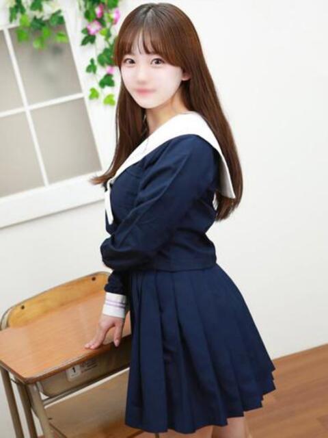 桜田もも 池袋パラダイス（ホテヘル＆デリヘル）