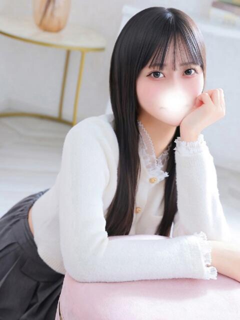 ゆら★黒髪清楚の純心大和撫子★ Chloe五反田本店　S級素人清楚系デリヘル（デリヘル）