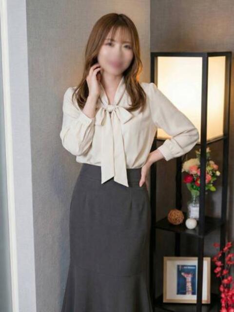 鈴【スズ】 福井人妻営業所（人妻系デリヘル）