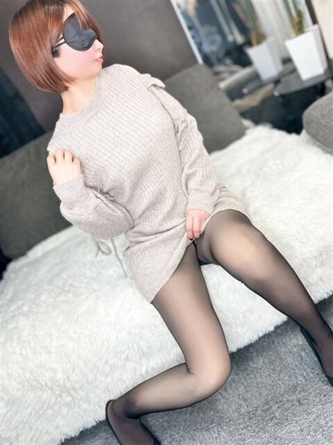 ここ 新橋夜這右衛門娼店～夜這・即尺・痴漢・人妻～（デリヘル）