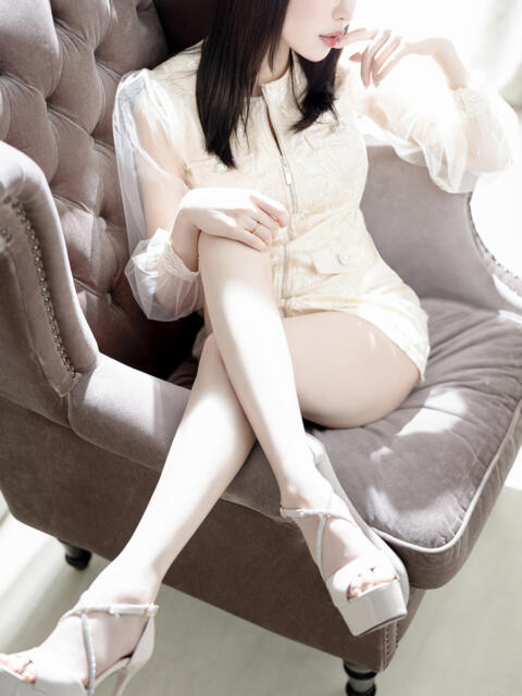 愛上 えれな 東京貴楼館（高級人妻デリヘル）